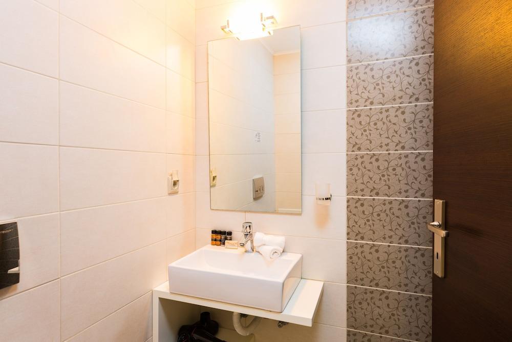 Pantheon Villas & Suites Vlikhádha Eksteriør billede