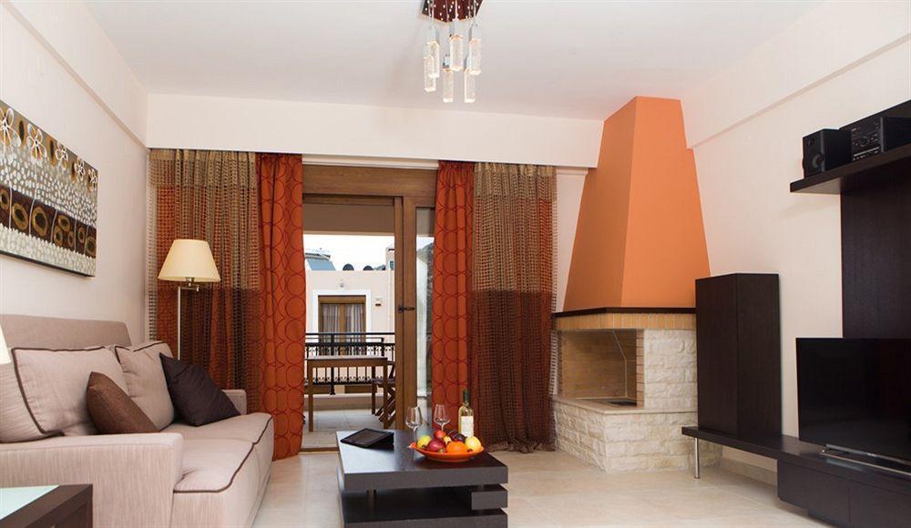 Pantheon Villas & Suites Vlikhádha Eksteriør billede