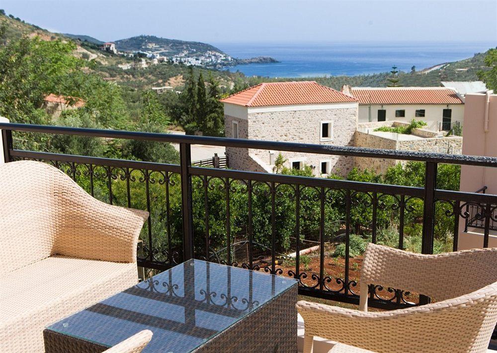 Pantheon Villas & Suites Vlikhádha Eksteriør billede