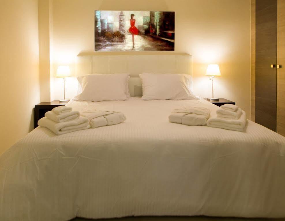Pantheon Villas & Suites Vlikhádha Eksteriør billede